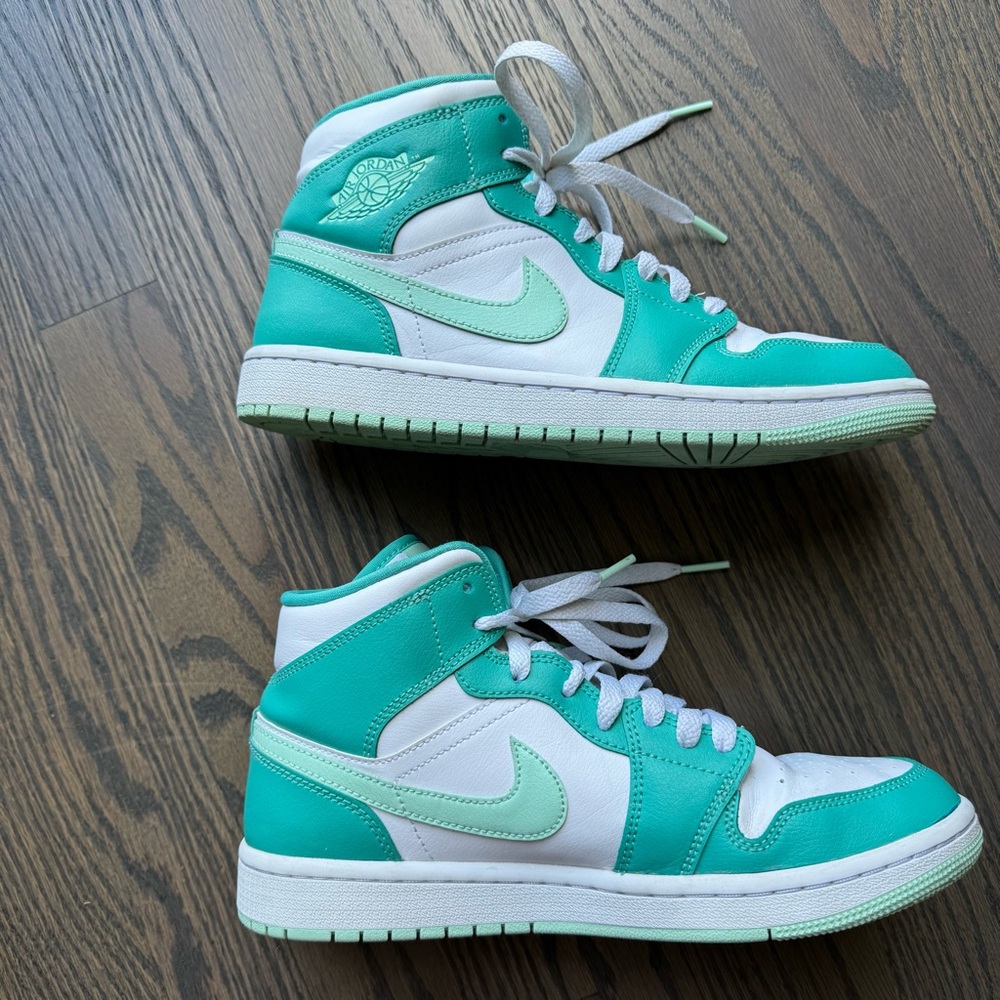 Women’s  Air Jordan 1 Mid. In washed Teal. Size 8.5 - Picture 7 of 11
